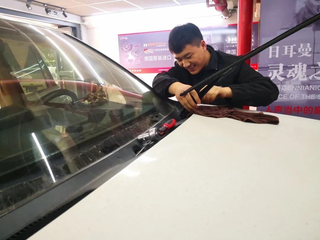 俄罗斯阿德萨隔音测评,帕萨特隔音测试