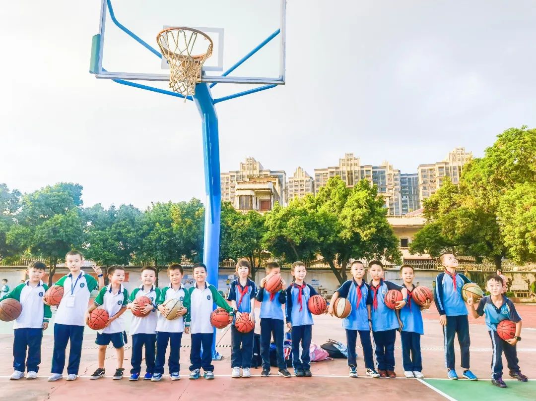 东莞市塘厦镇林村小学校园,东莞市塘厦镇林村小学