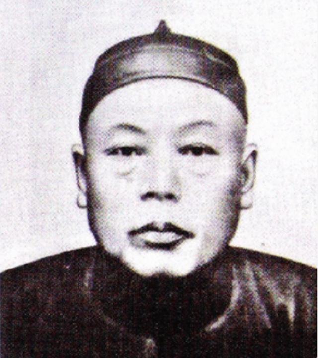 马英九：出生在香港，生活在台湾，祖籍湖南，和毛主席是同乡