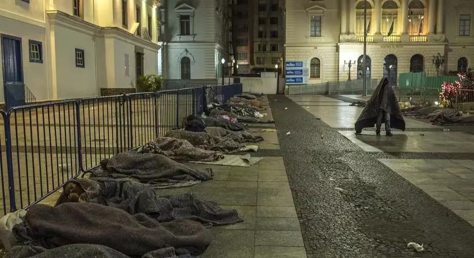 南美人为什么喜欢吃香蕉,南美人喜欢足球