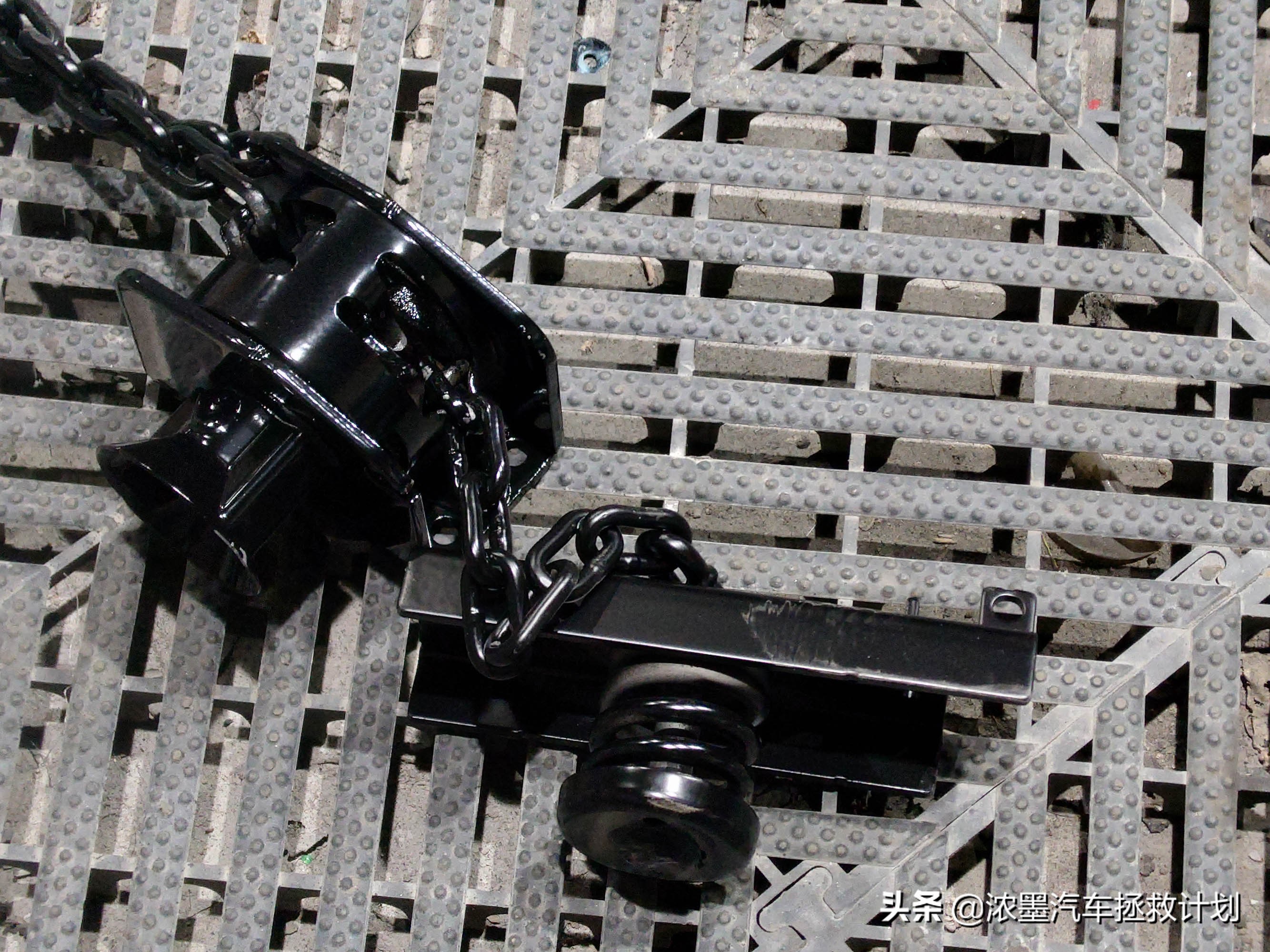 陆地碉堡｜匠心修复一台丰田坦途，完美复活后做百折不挠的攀登者