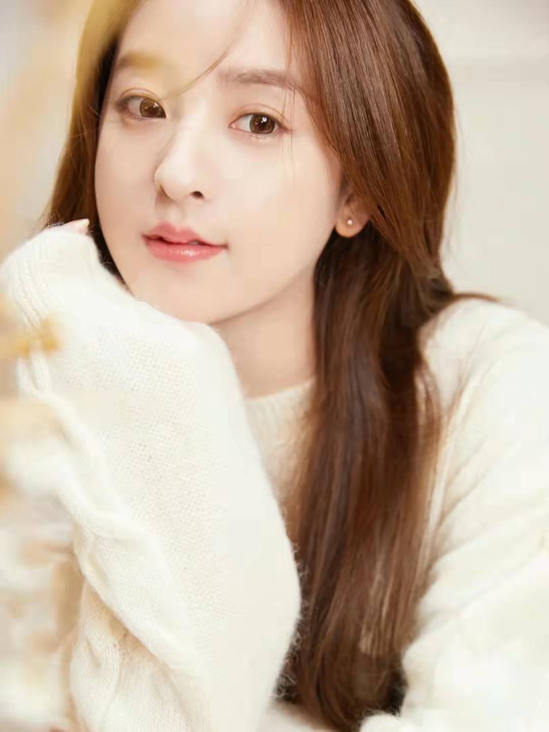 海蓝之谜面霜和赫莲娜黑绷带测评,海蓝之谜经典面霜跟乳霜哪个好用