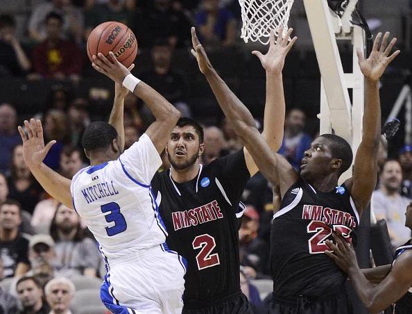 那个扇晕魔兽霍华德的印度巨人，原来这么牛