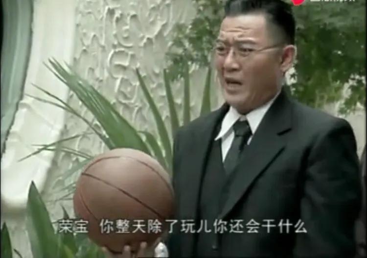 祝鸿才老婆,半生缘祝鸿才暴打曼璐哪一集