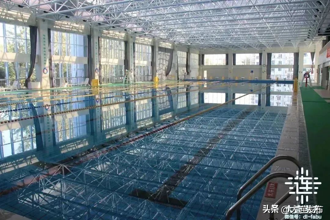 家门口室内新运动馆,家里的运动场地