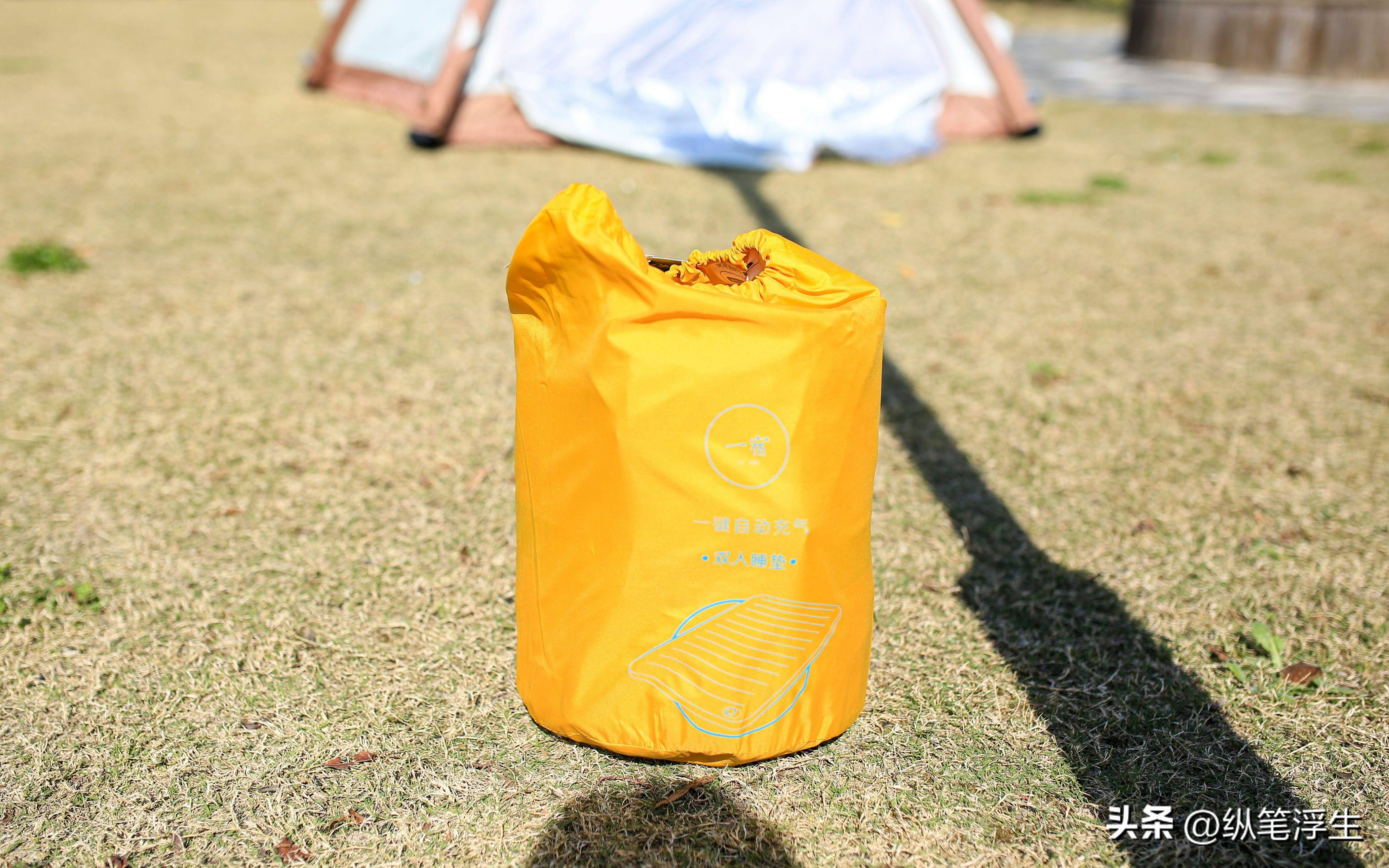 户外露营睡垫选蛋巢还是气垫,户外露营过夜买多厚的睡垫合适