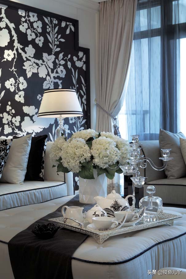 西安鸿基紫韵300平米装修,新古典主义风格的特点