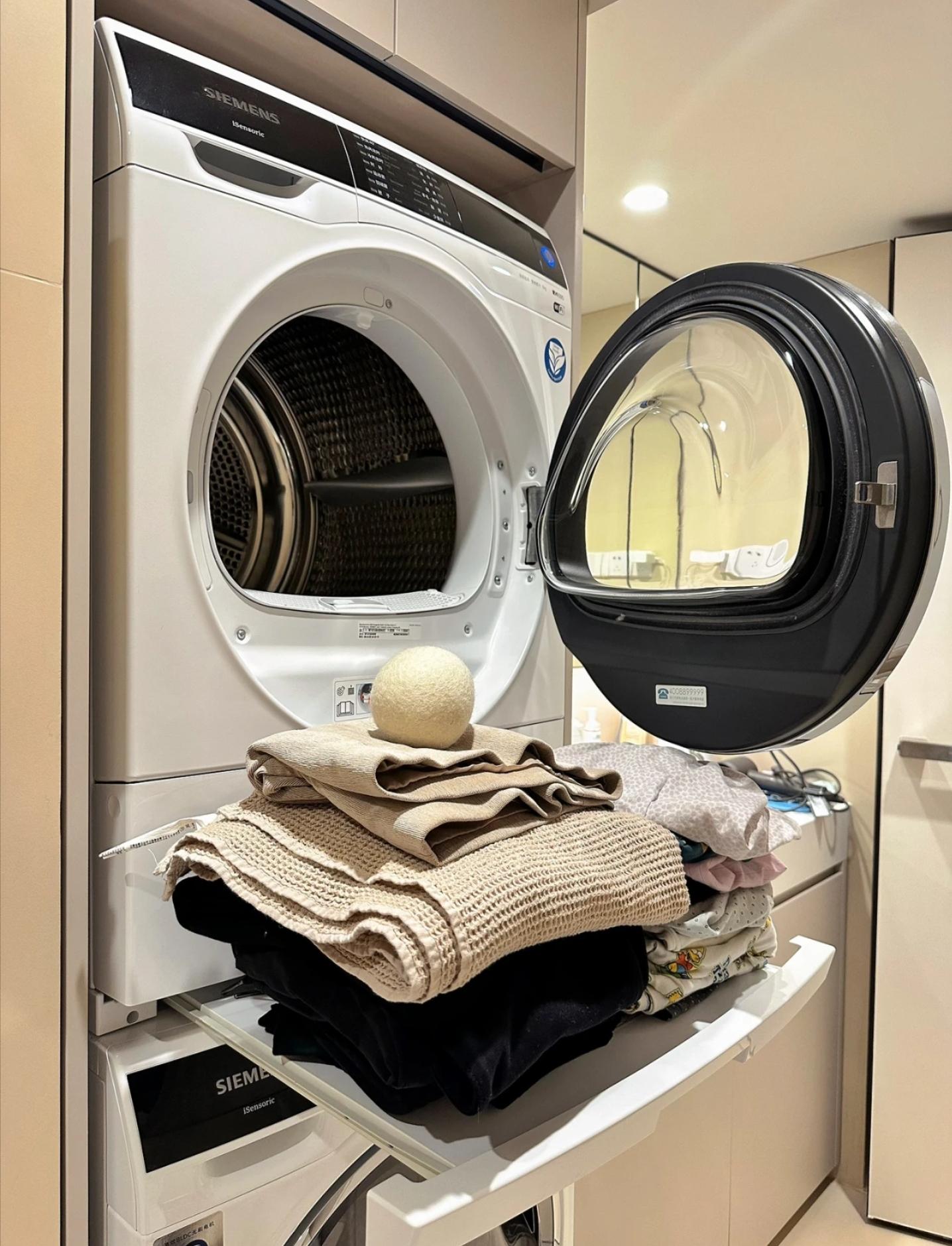 晾衣架极简的好吗,简单又时尚的晾衣架