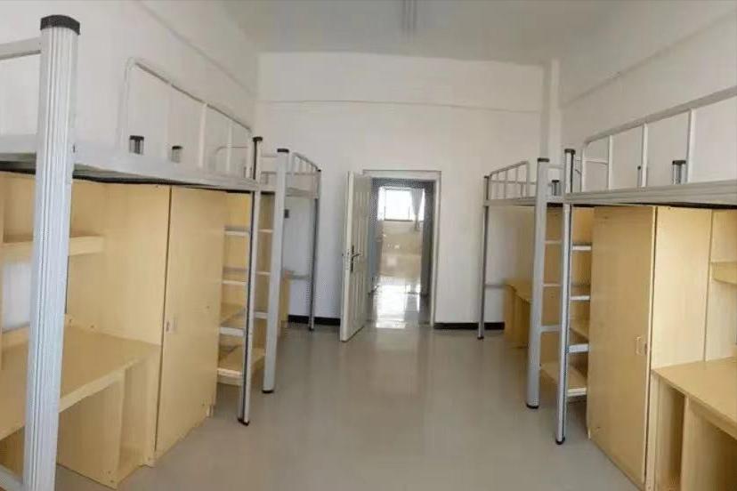 川大学生跳楼事件,西南民族大学大三学生坠楼事件