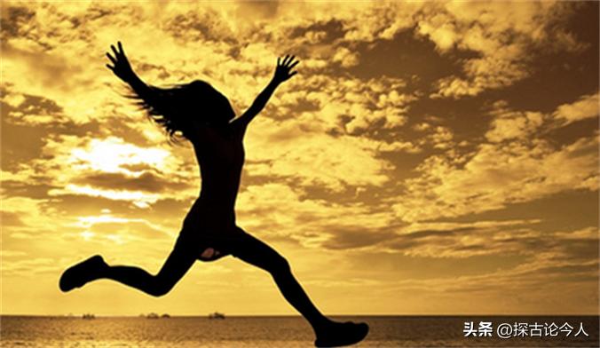 不婚不爱不生子，躺平摆烂，“日本”的低欲望社会有多可怕？