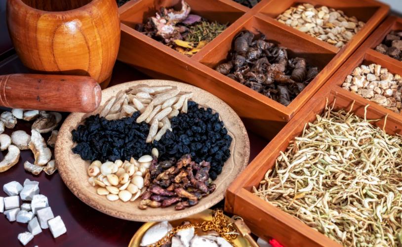 血压高和大便干燥吃什么最好,大便稀溏血压高怎么调理