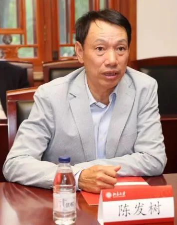 违规举牌一年涨幅470%“牛股”，“牛散”陈发树与妻儿一家齐发动