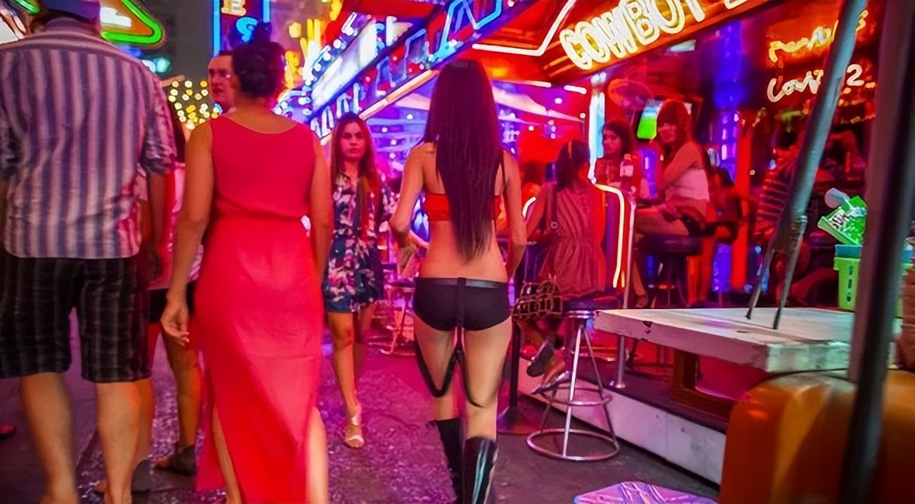 泰国旅游重灾区,泰国旅游业现状普吉岛