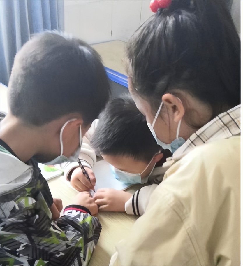 唐氏综合征10岁的孩子,唐氏孩子上小学