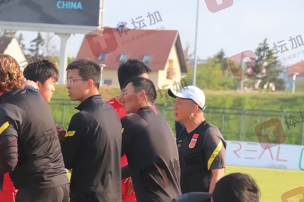 国奥成耀东接受采访,成耀东中国国奥赶上了亚洲水平