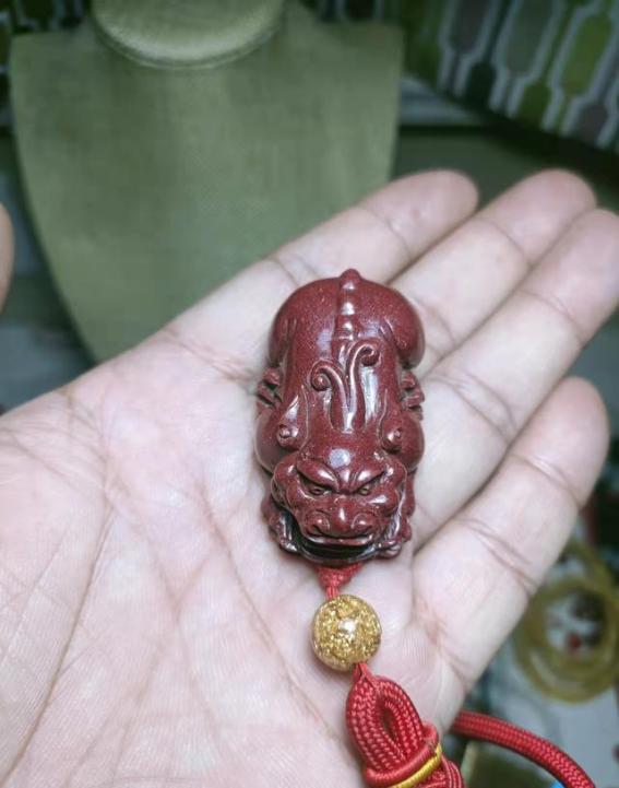 貔貅手串怎么佩戴是正确的,貔貅项链的正确佩戴方法