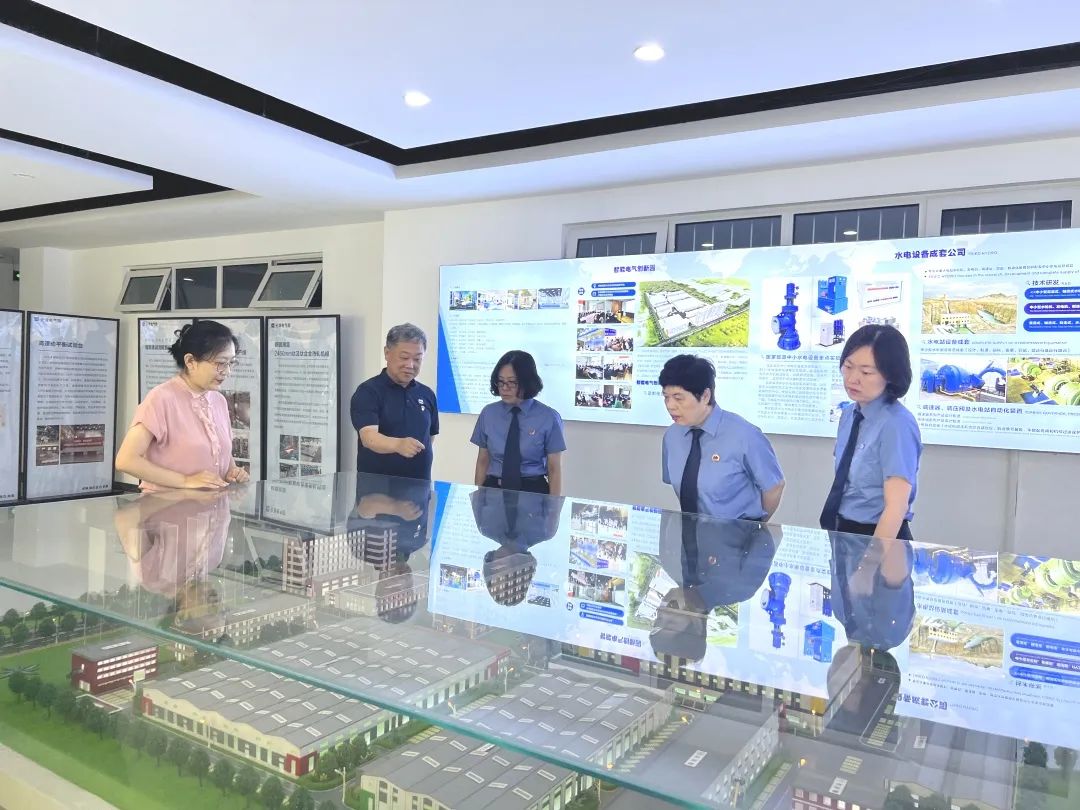 【聚焦“十项行动”】李萍检察长带队前往天津电气院走访调研