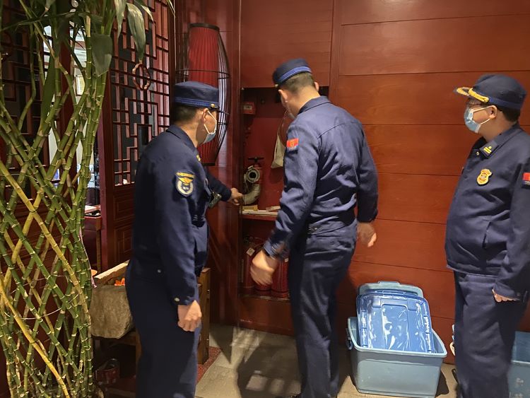 构筑节前消防安全防火墙,新晃多彩活动筑牢消防安全防护墙