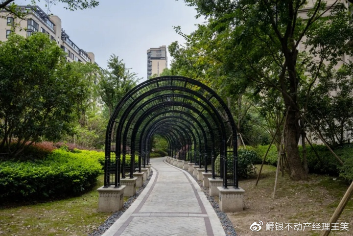 锦绣前城电梯二手房最新,锦绣前城二手房136平付多少首付