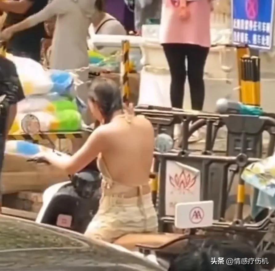 扒衣式泼水节，还能“活”到明年吗？