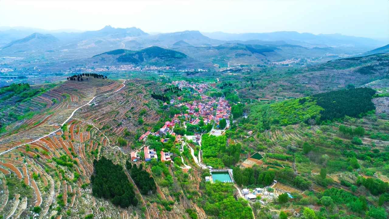探寻齐长城|石子口村：开往齐长城的小火车