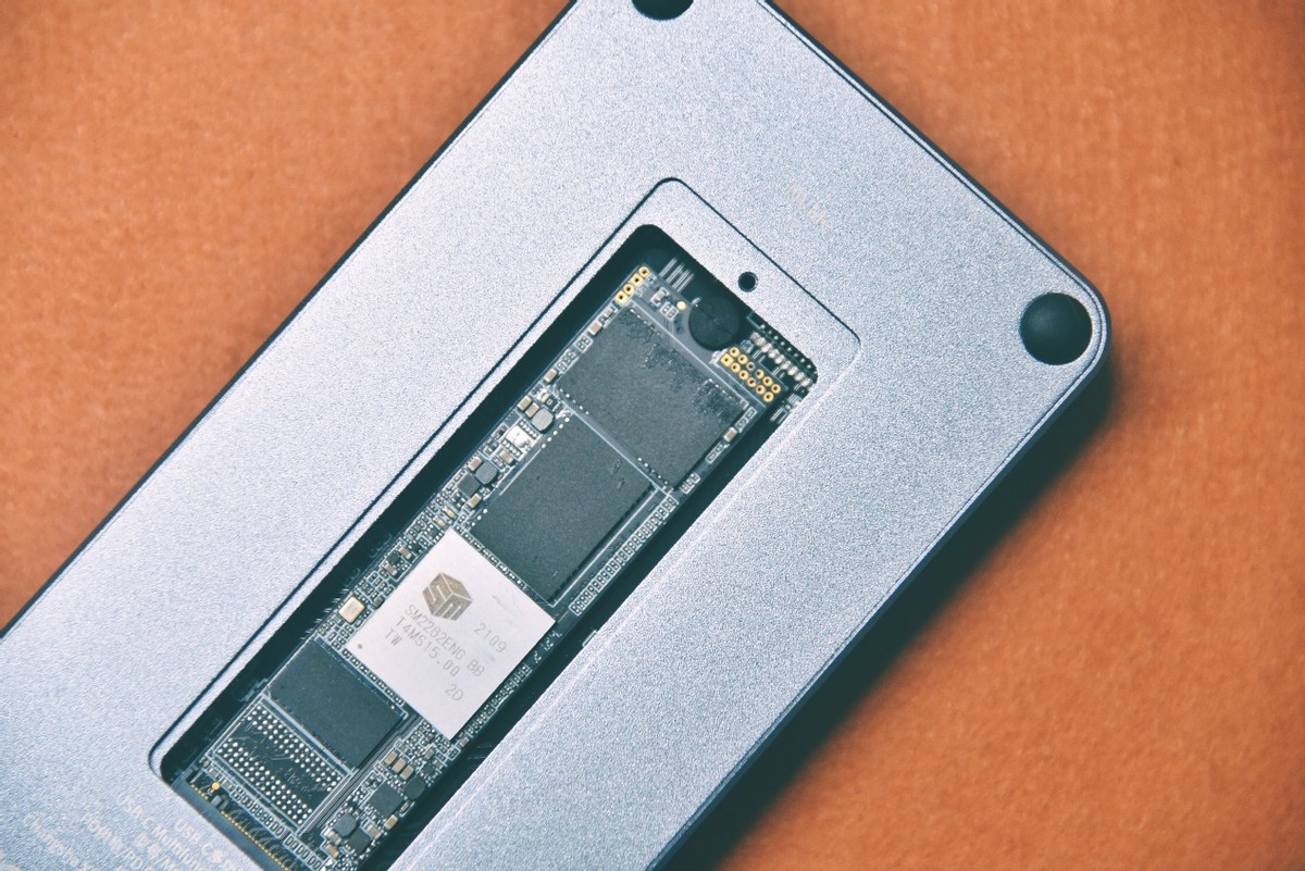 桌面扩展坞硬盘盒推荐,硬盘盒扩展坞一体