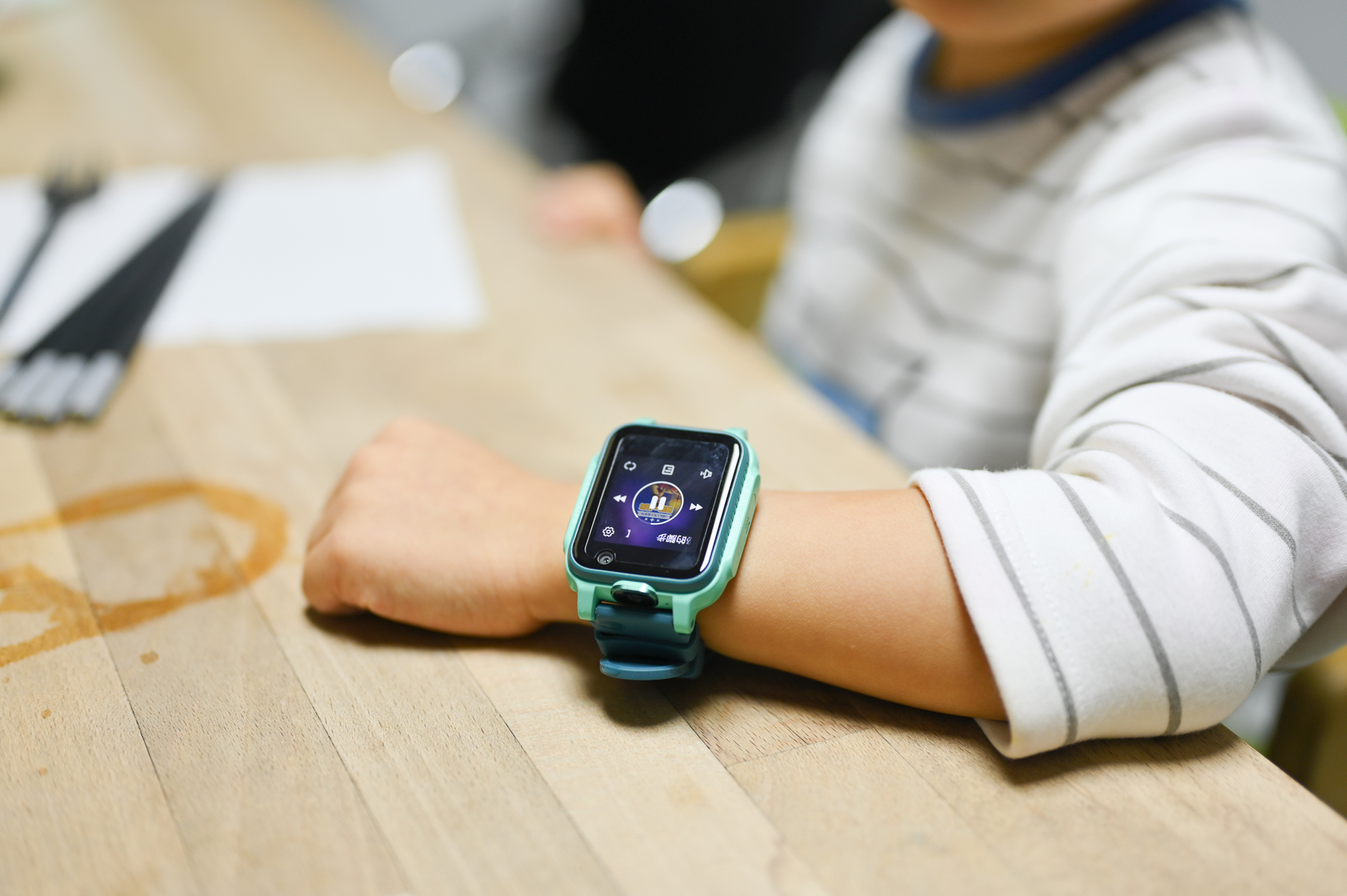 360儿童手表p2上市时间,360儿童手表p2拆解