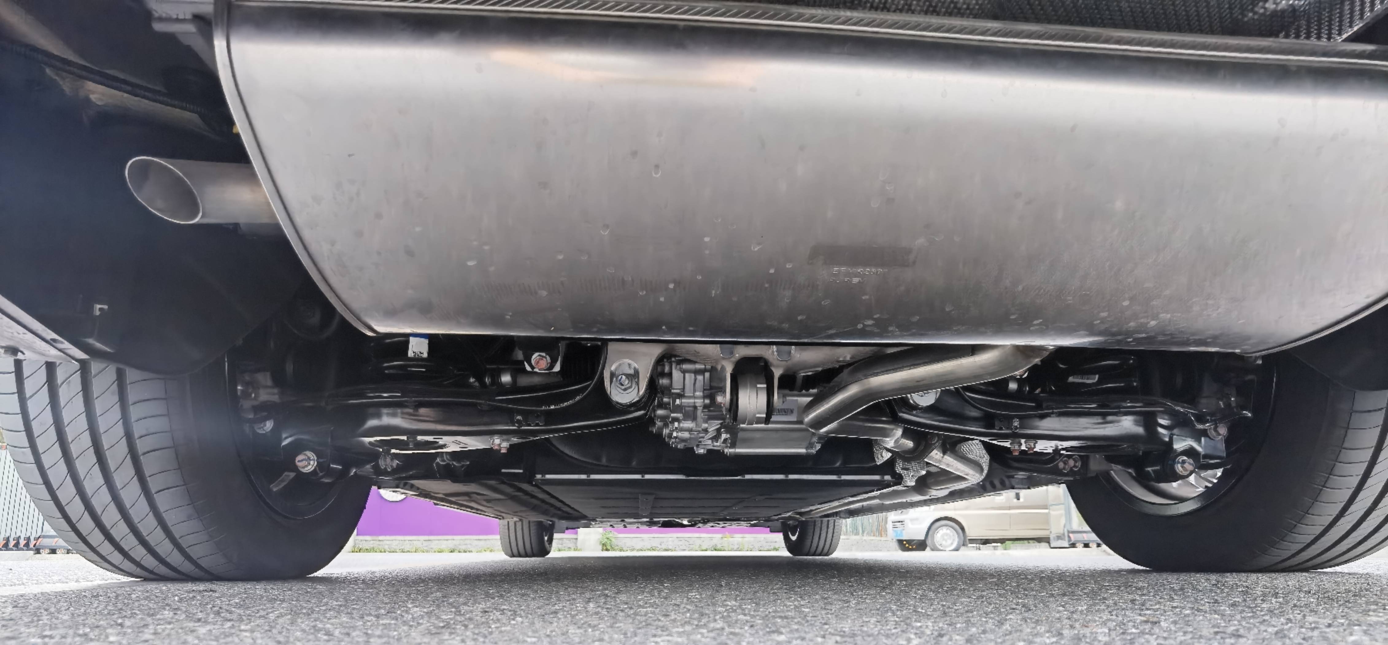 腾势d9最新试驾,腾势d9如何定义豪华全能mpv