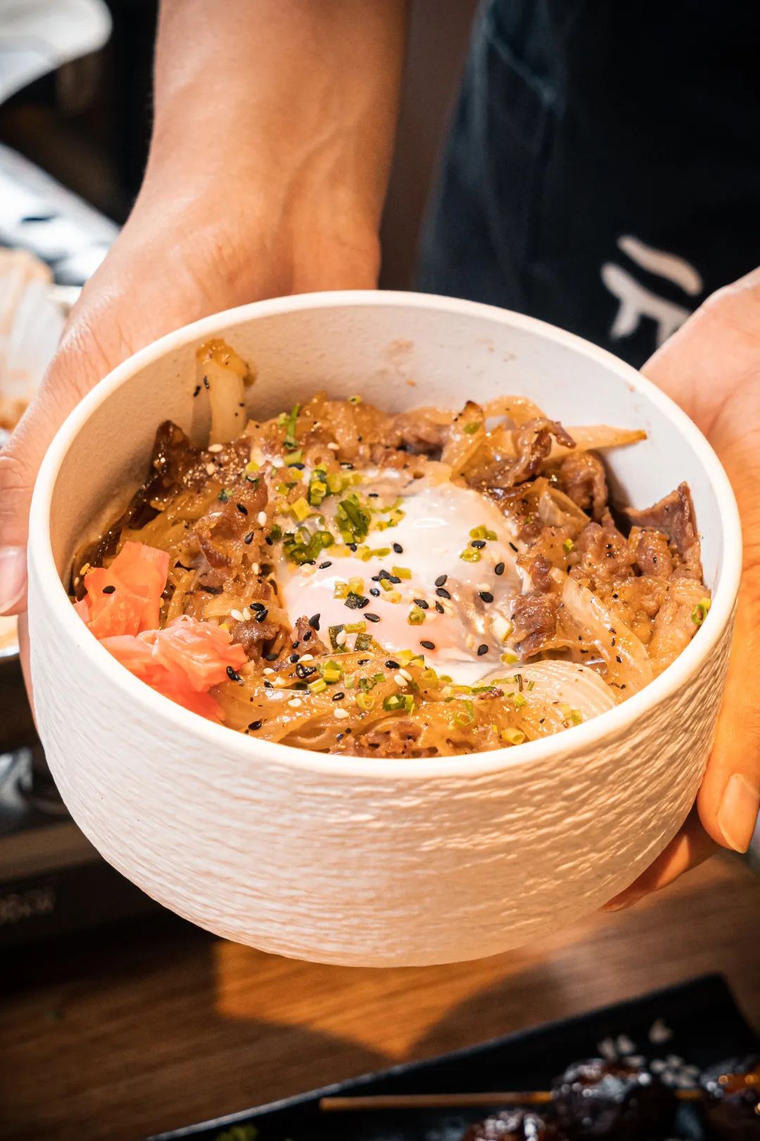 魔都首家烤鸵鸟蛋专门店，日料界新晋流量密码