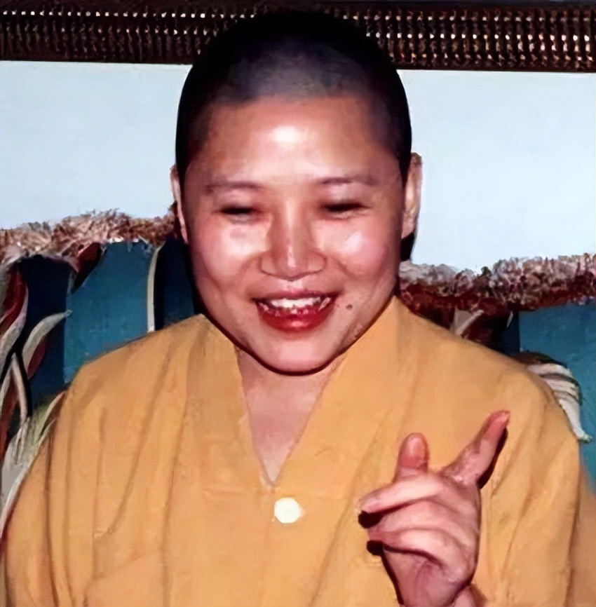 歌手李娜为什么会选择出家,歌手李娜出家后近况怎样