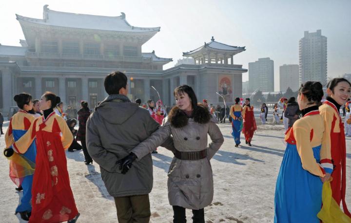 朝鲜1万人民币可以怎么生活,朝鲜八百元人民币收入什么水平