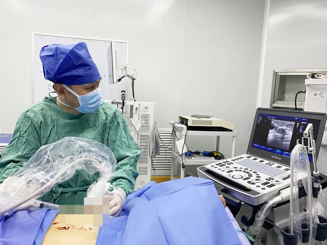 乳房增大是什么原因造成,乳房突然增大是什么原因是癌症吗