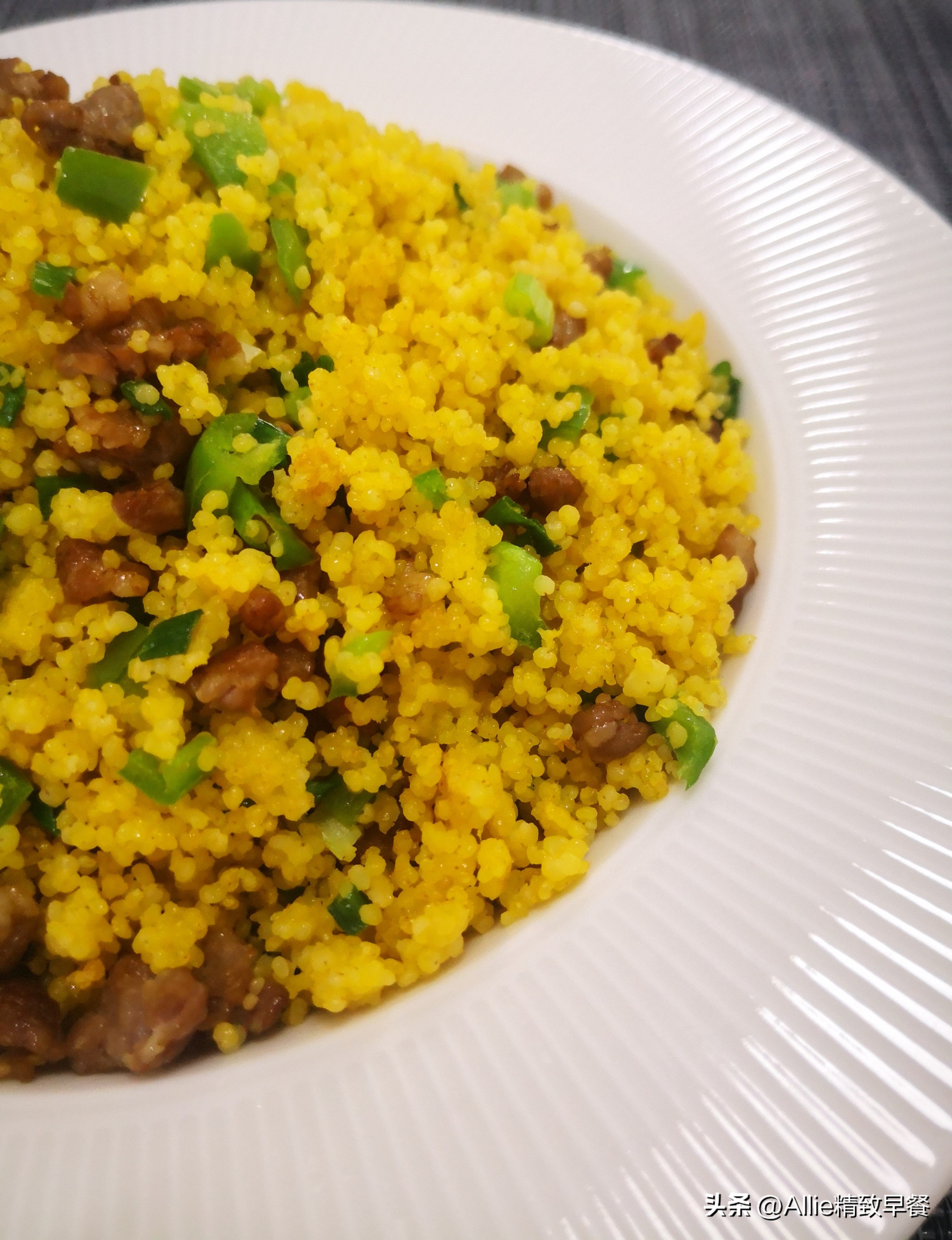 小米别再蒸着吃教你个新吃法,小米别熬粥了教你新的方法