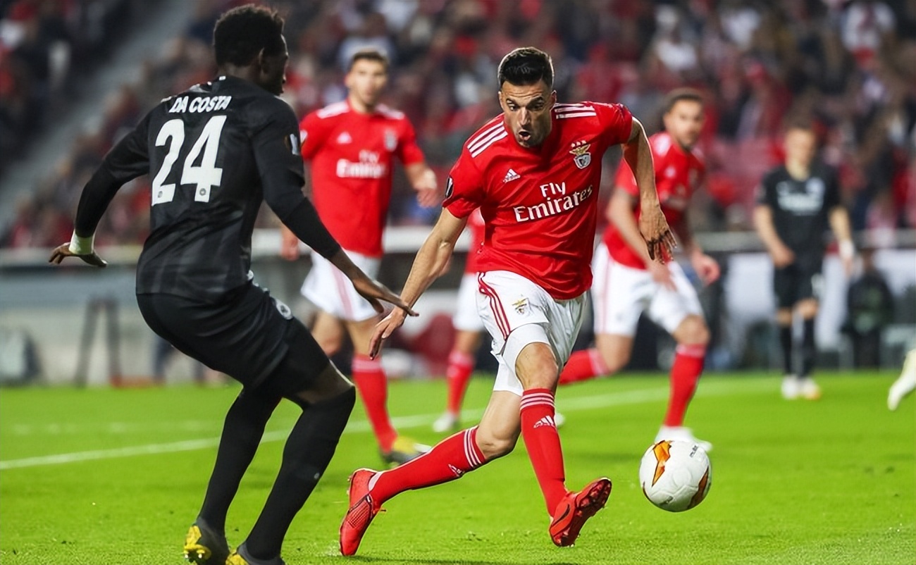 意甲葡超哪个厉害,意甲赛事分析那不勒斯vs佛罗伦萨