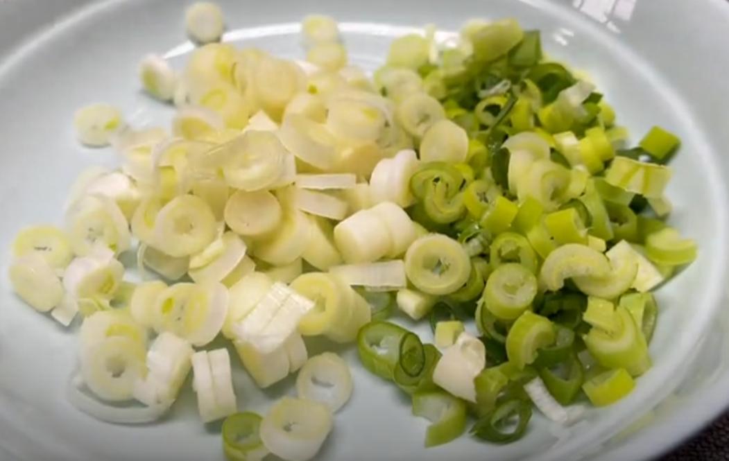 鸡蛋怎么做特别下饭简单又美味,西红柿鸡蛋美味鲜香
