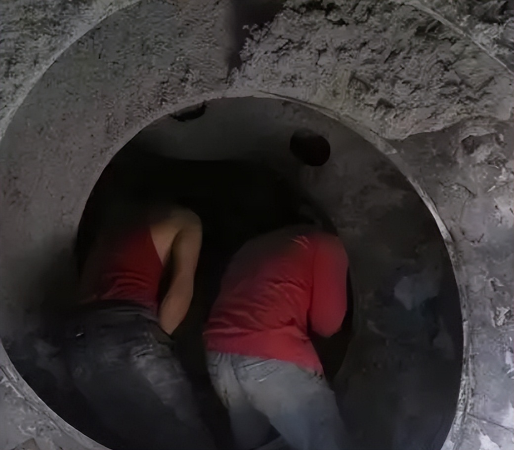 搅拌车闷罐如何清洗,搅拌车闷罐清理要多少钱