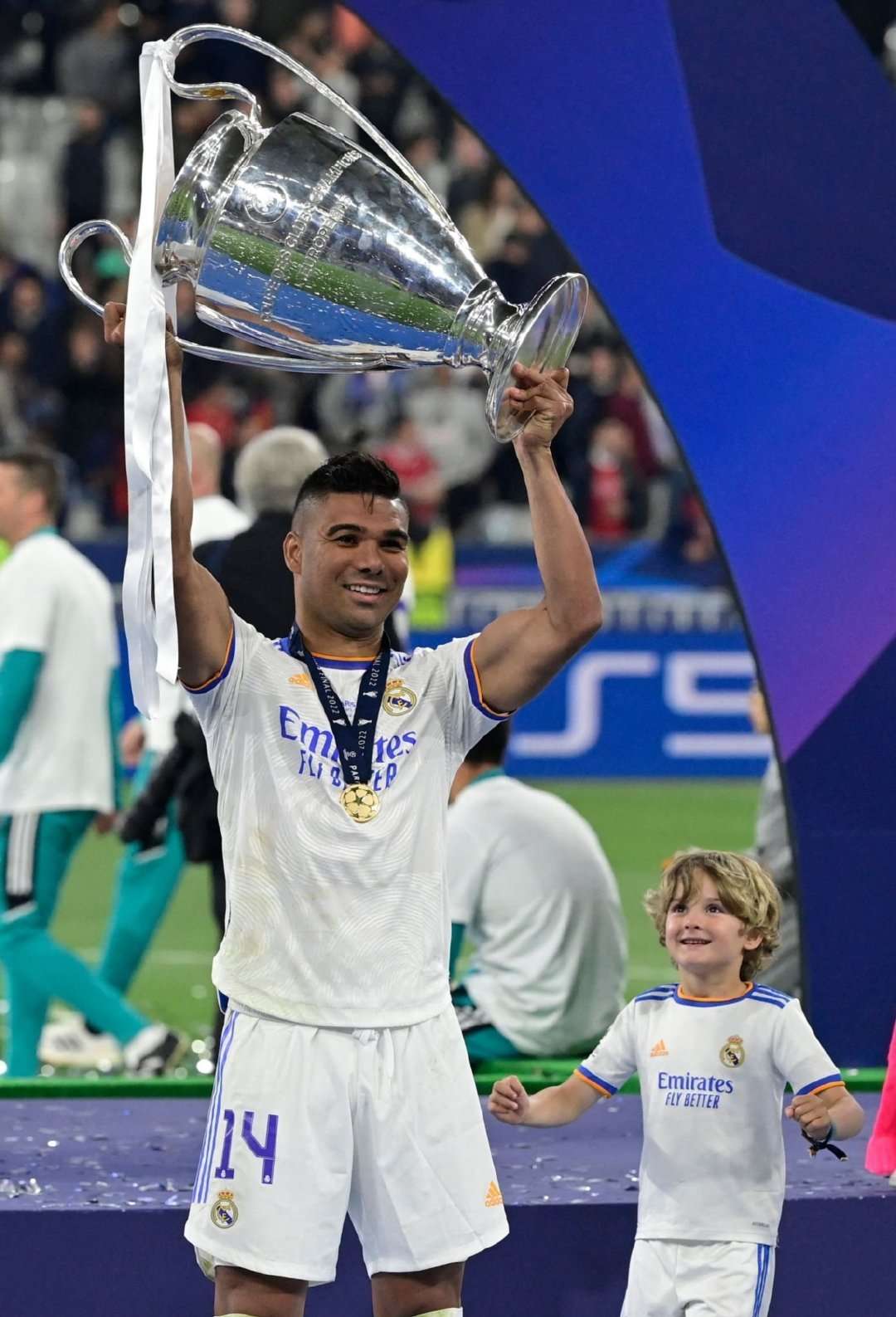 皇马祝托尼老师生日快乐,卡塞米罗重返皇马