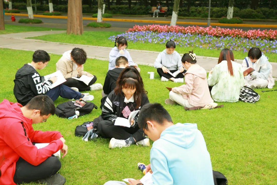 每人安利一条国庆旅行线,朋友圈吃到的真香安利