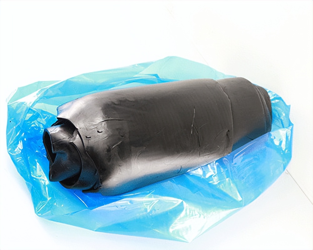 硅橡胶是什么材质,硅橡胶是软的还是硬的