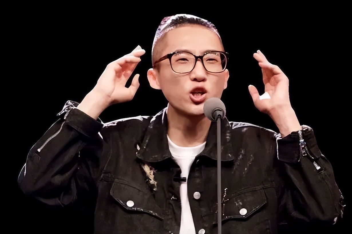 脱口秀演出越来越无下限，为取悦美国观众讲敏感笑话，必须彻查！