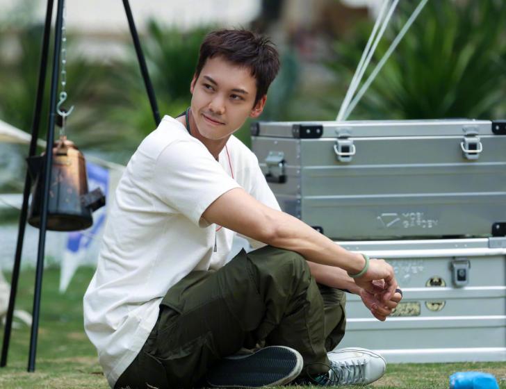 一起露营吧陈伟霆章若楠是哪期,一起露营吧陈伟霆章若楠互动跳舞