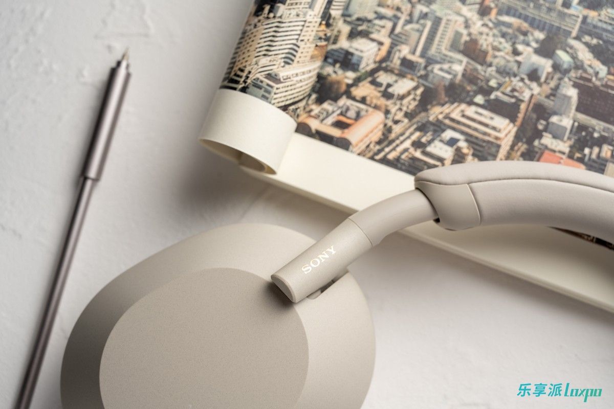 索尼头戴式降噪耳机wh-1000xm5,索尼wh1000xm5和boseqc45哪个好