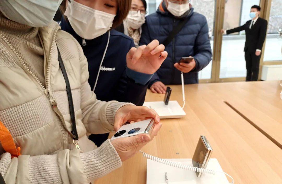 修华为折叠屏手机,维修率低的折叠屏手机