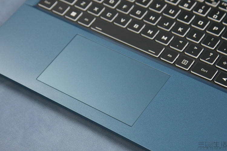 七彩虹将星x15at4050开箱,七彩虹将星x15at高配游戏测评