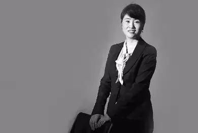 34亿元营收“中国快餐女王”退市6年后冒险再战港交所