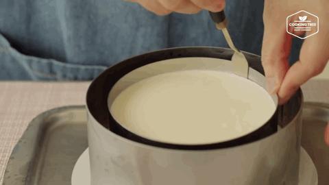 无需烤箱的入门级蛋糕,特别简单的爆浆蛋糕不用烤箱