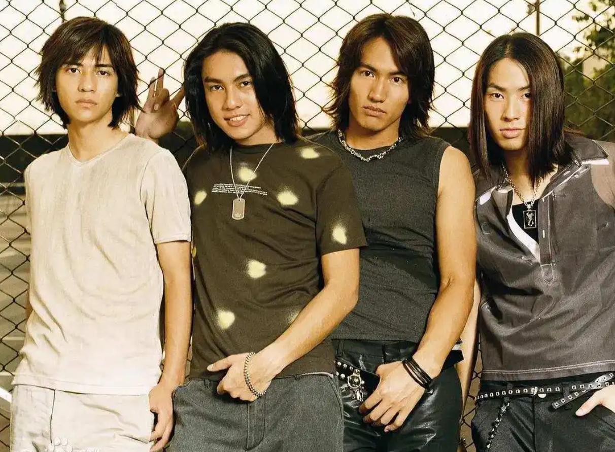 娱乐圈娶了富婆的10位男明星,娶了富婆的10位男星