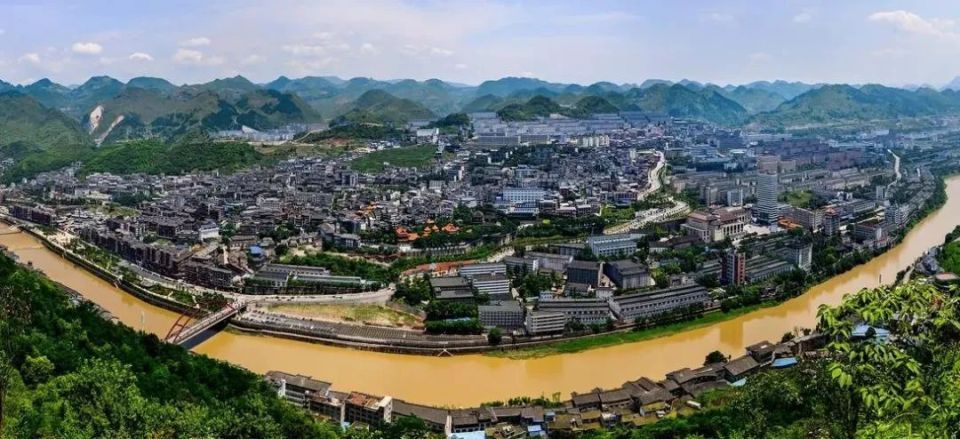 成为臻选天下合伙人，低投入、高回报，开启“躺赚”新事业！