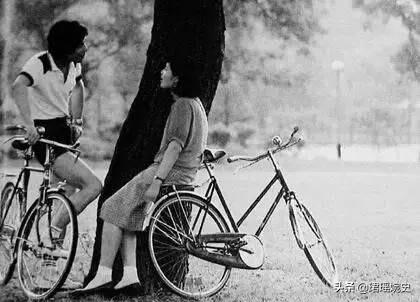 90年代凤凰自行车价格300元,70年代一台凤凰牌自行车