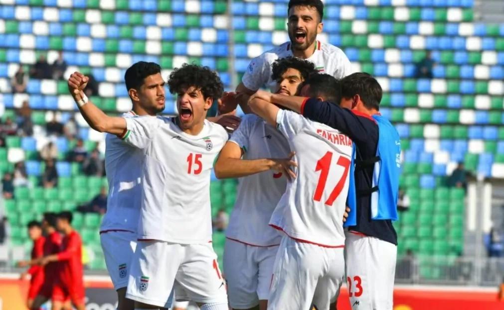 U20亚洲杯越南队2胜夺6分却遗憾出局越南男足值得国足学习